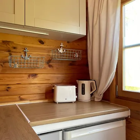 Apartament Tinyhouse Meereszauber- Ruhige Lage, Eigener Garten, Grill Wolgast